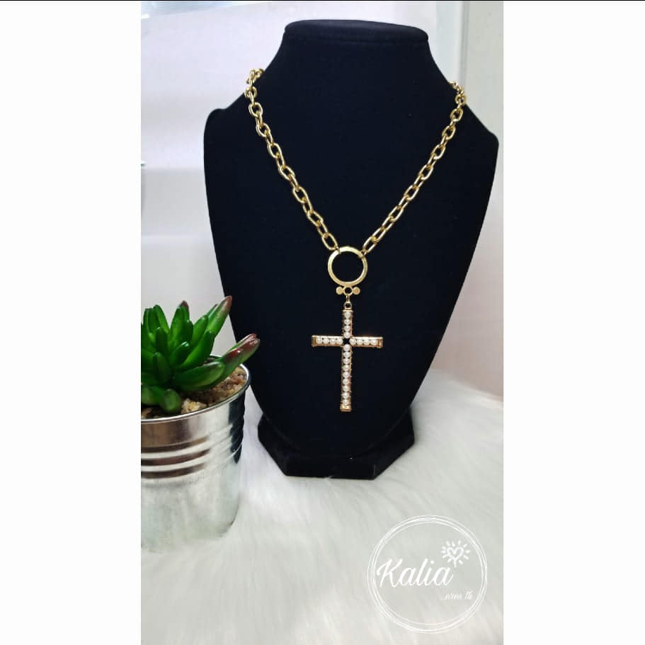 Collar cruz