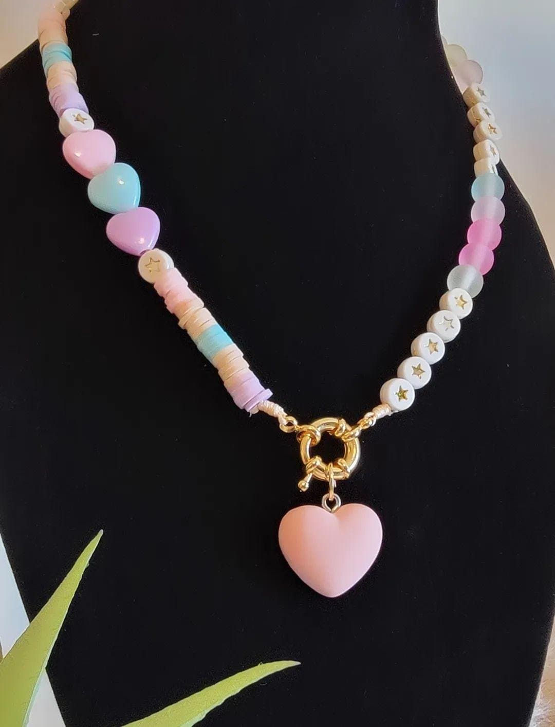 Lia Choker
