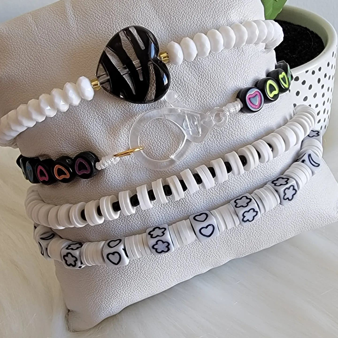 White & black zebra